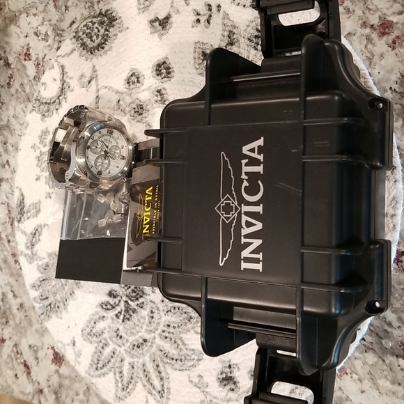 Invicta Venom Reserve - Picture 6 of 7